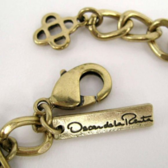 OSCAR DE LA RENTA Buckle Necklace - Picture 8 of 8
